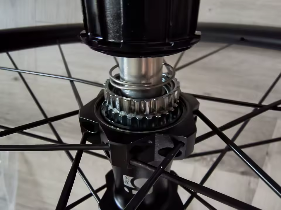 Verified AliExpress buyer photo, 10PLUS road wheels
